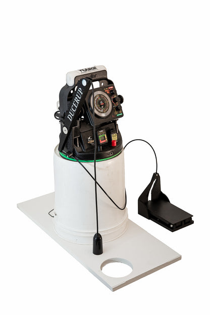 DUCERUP™ attachment for Vexilar® ULTRA PACK carrier